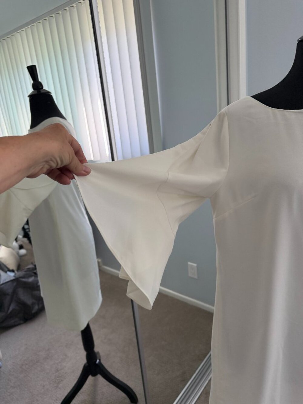 Cynthia Steffe Size 12 white ocktail dress